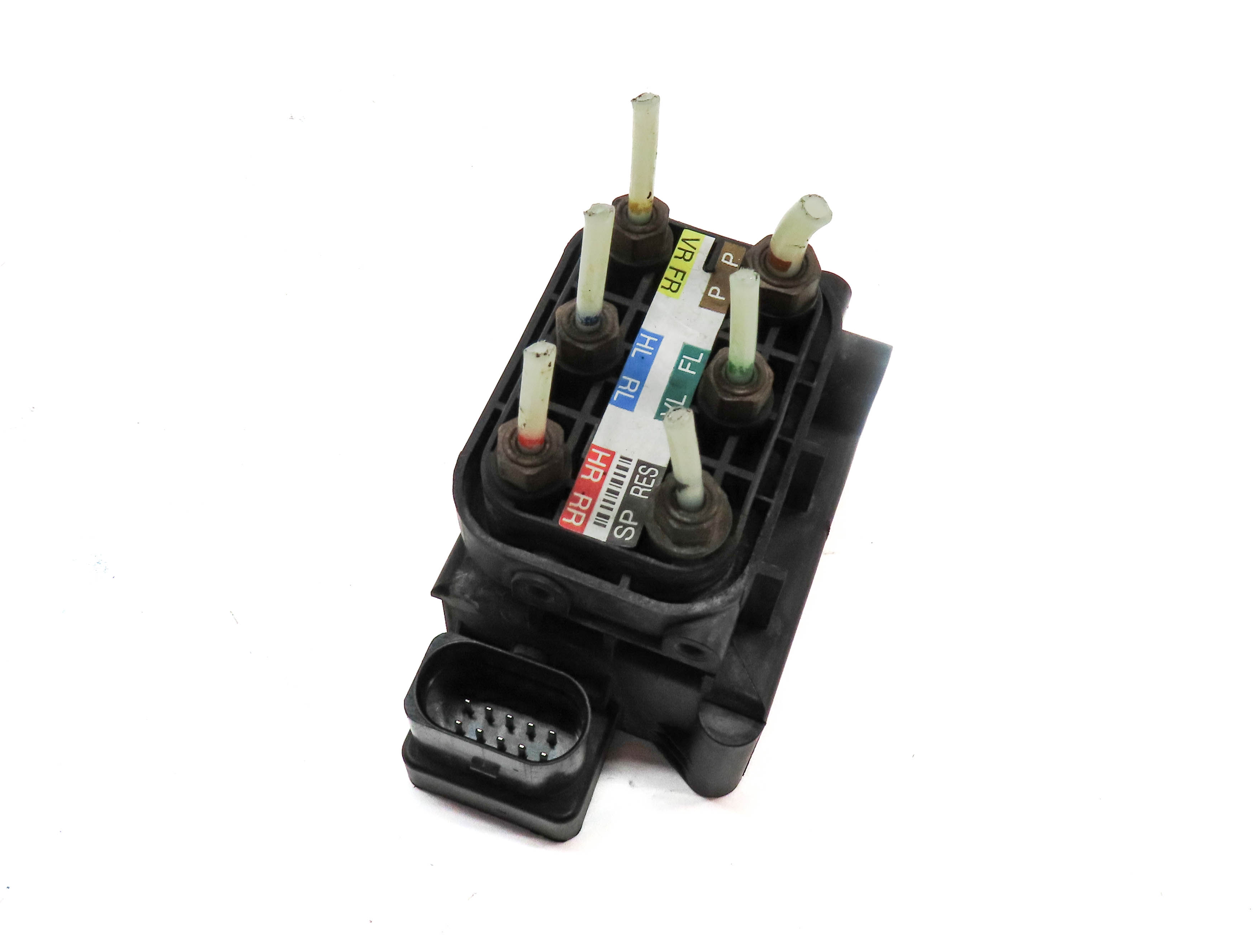 2013 MERCEDES S550 (W221) AIR SUSPENSION TRANSFER RELIEF VALVE BLOCK — exact item pictured